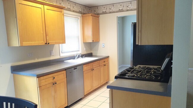 Foto del edificio - 542 Crown Point Ct