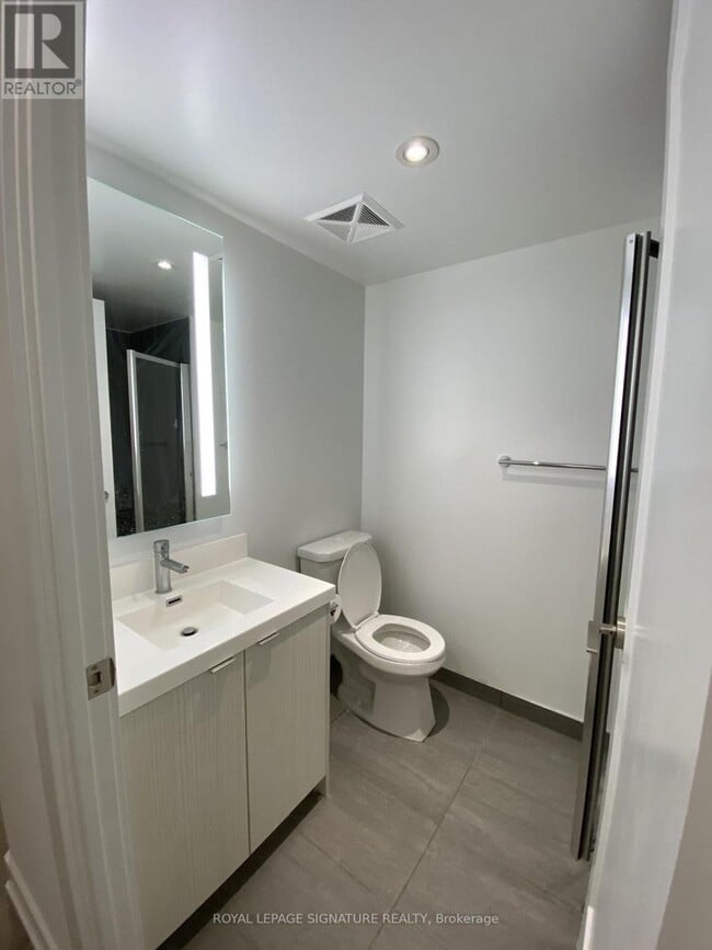 Building Photo - 5 Mabelle Ave