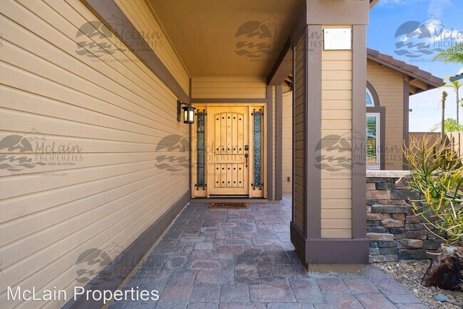 Building Photo - 3 br, 3 bath House - 1620 Avenida Oceano