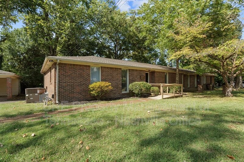 Photo - 1001 Glendale Ln. B