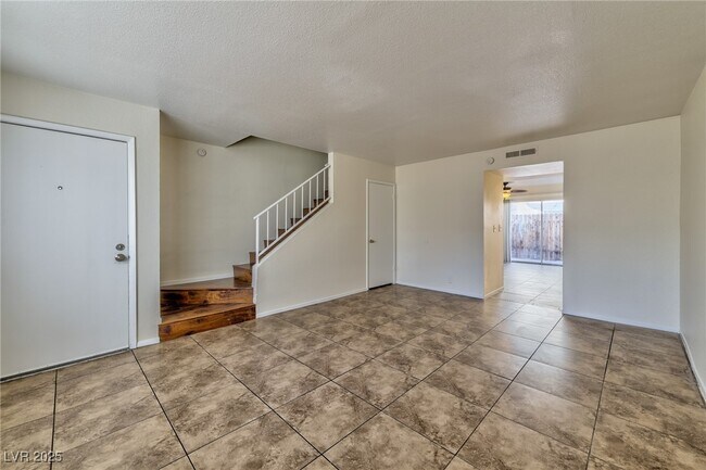 Foto del edificio - 1234 E Hacienda Ave