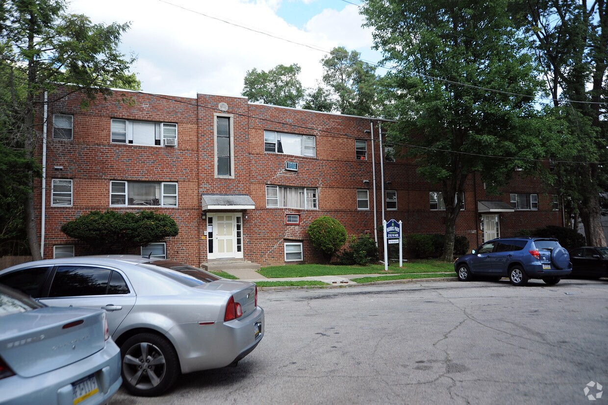 Edificio - 7310 Ruskin Rd