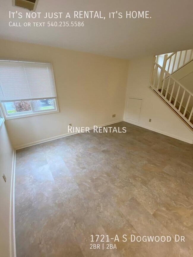 Building Photo - 1721-A S Dogwood Dr