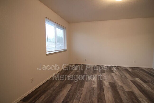 Foto del edificio - 2102 Stace St