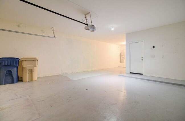 Foto del edificio - 5659 S 239th Dr