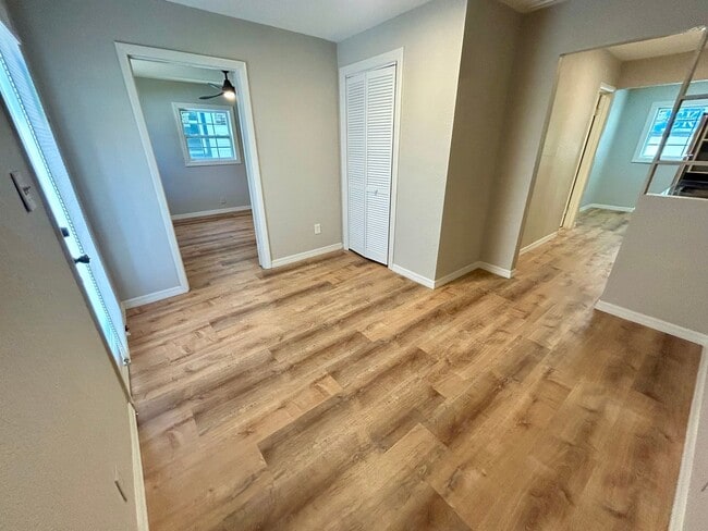Building Photo - Stylishly Renovated 2-Bedroom Home in Prim...