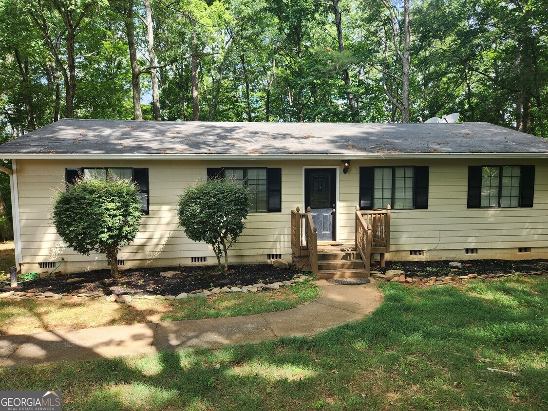 Primary Photo - 663 Scales Rd NW