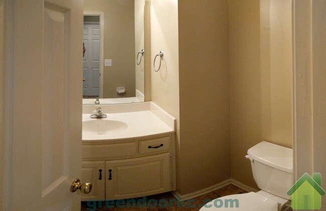 Foto del edificio - 14851 Robinson St