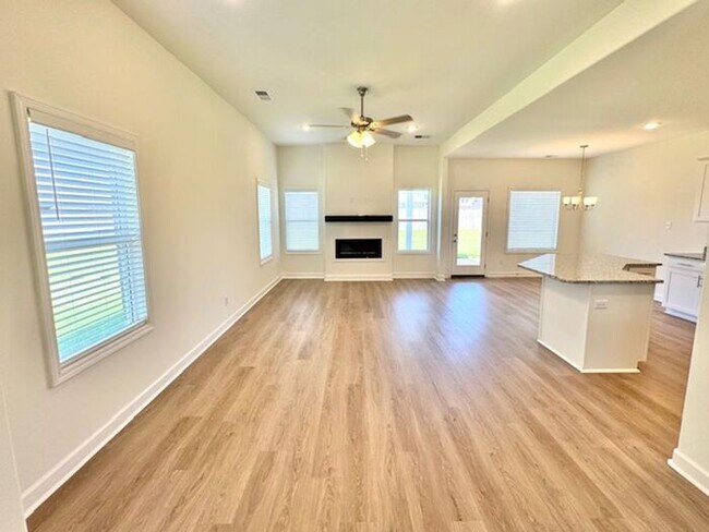 Foto del edificio - Move In Special! Conditions Apply. Now Lea...