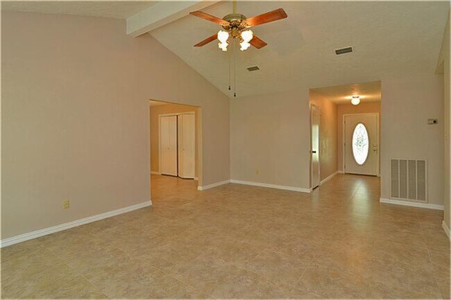 Building Photo - 6012 Leafwood Cir