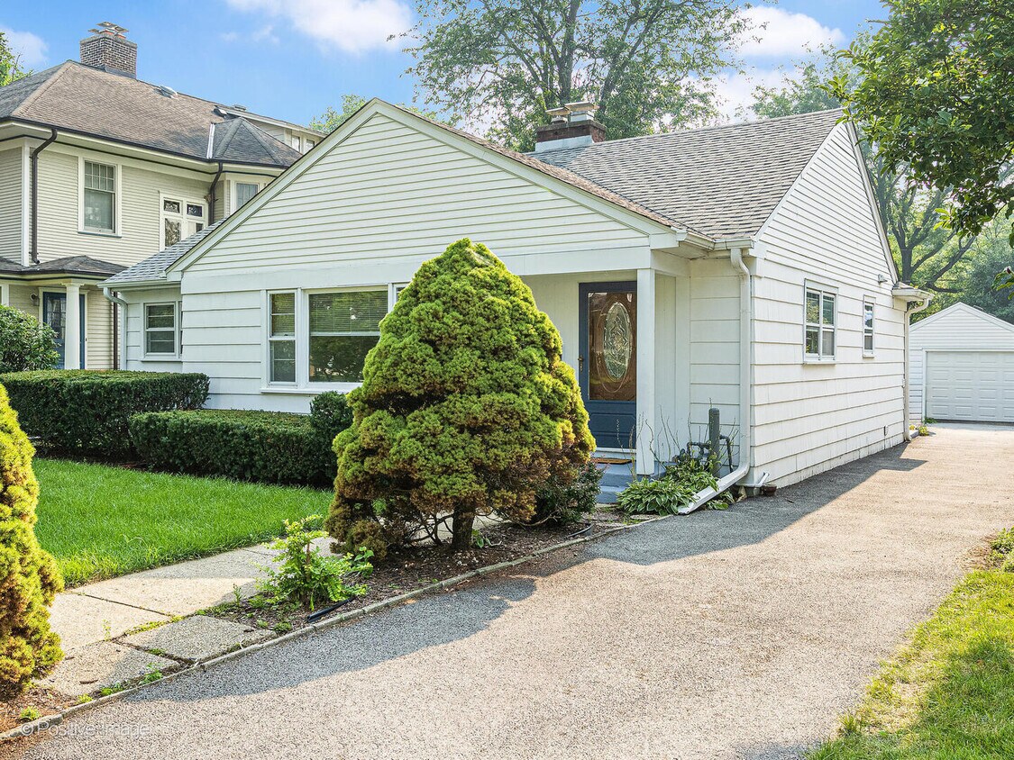 Foto principal - 4216 Forest Ave