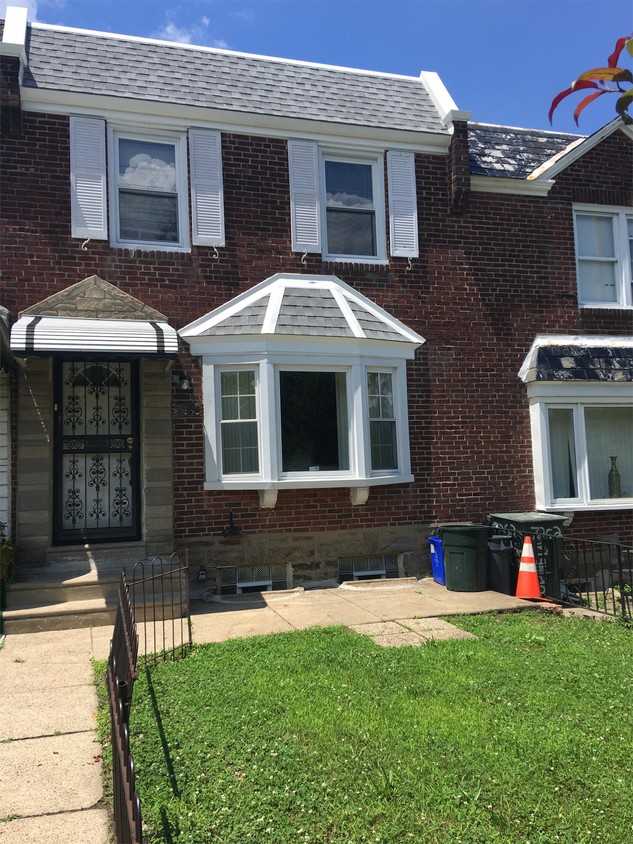 Primary Photo - 7260 Cornelius St