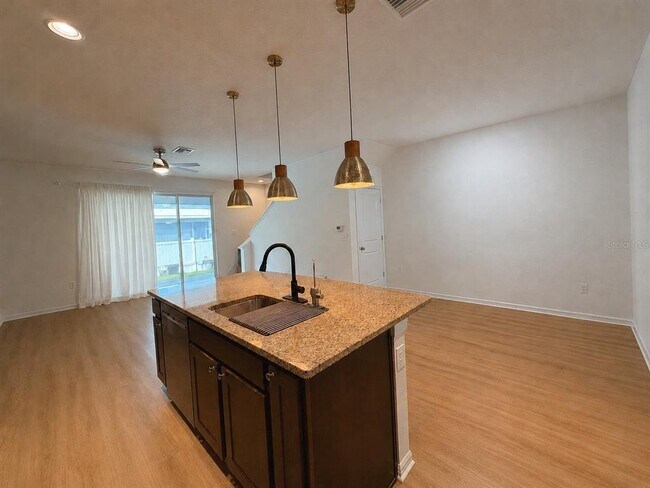 Foto del edificio - 8653 Palmer Park Cir