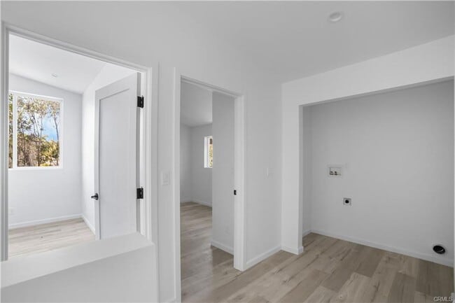 Foto del edificio - Just completed in 2025, this newly built 4-bedroom, 3-bath ADU