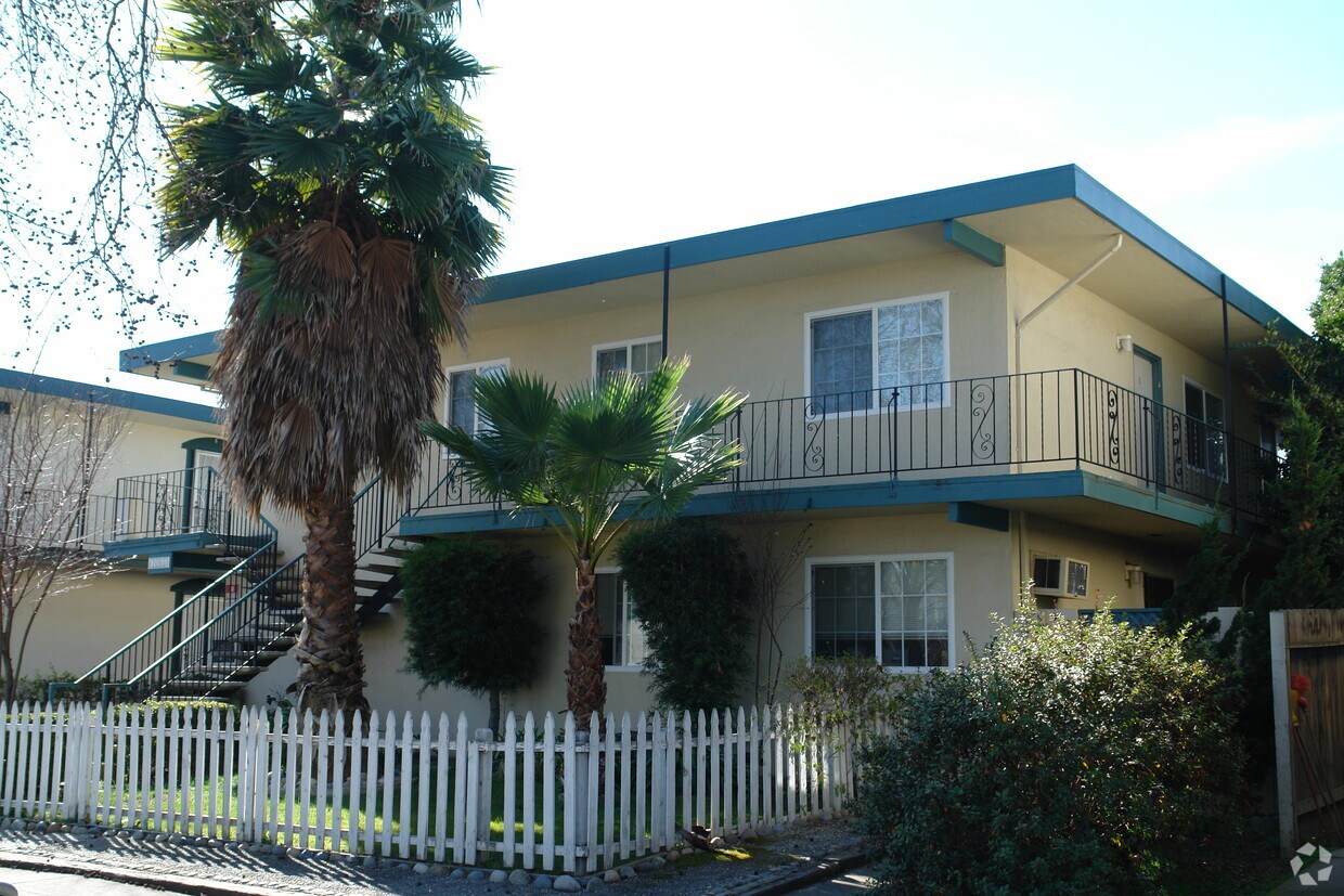 Foto del edificio - 1091 Roewill Dr