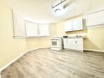 Foto principal - 135 W Main St
