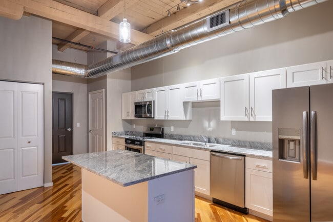 Building Photo - Churchill Lofts