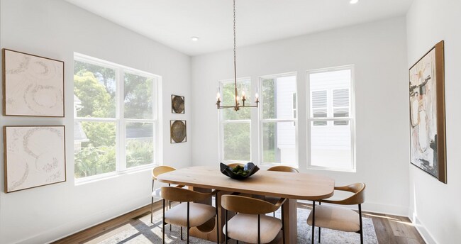 Comedor (Modelo) - 518 Motivation Cir NW