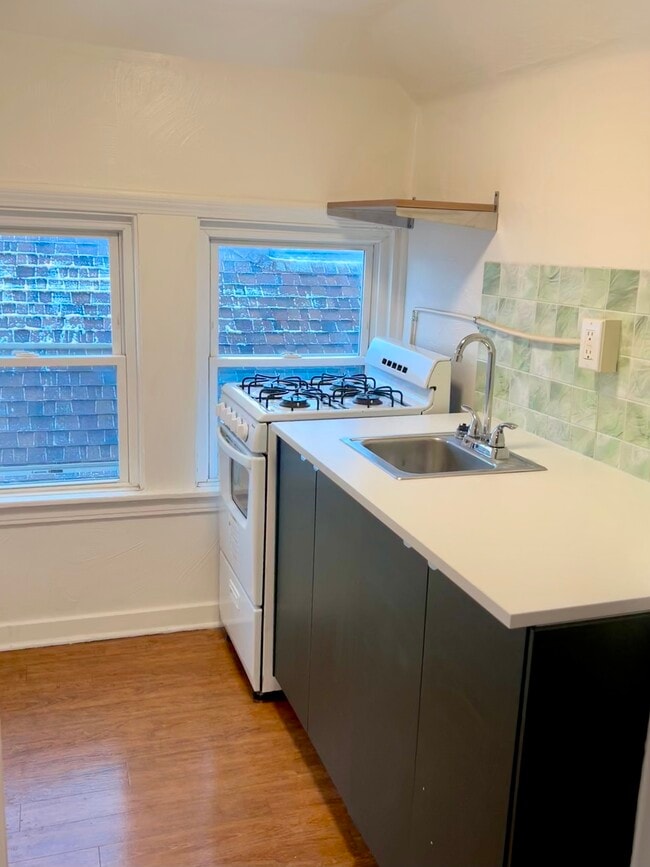 Foto del edificio - 205 S Ohio St