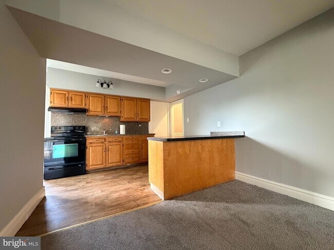 Foto del edificio - 657 N Charlotte St