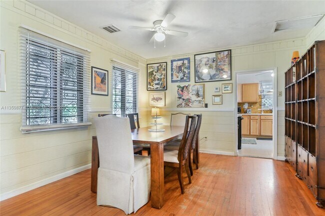 Foto del edificio - 215 SW 1st Ave