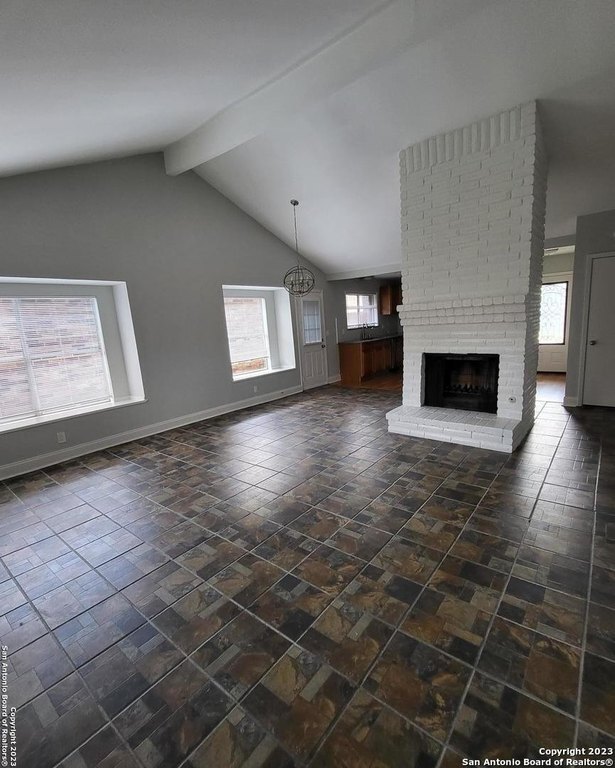 Foto del edificio - 656 Fern Meadow Dr