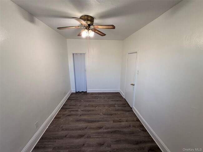 Foto del edificio - 13 Cedar St