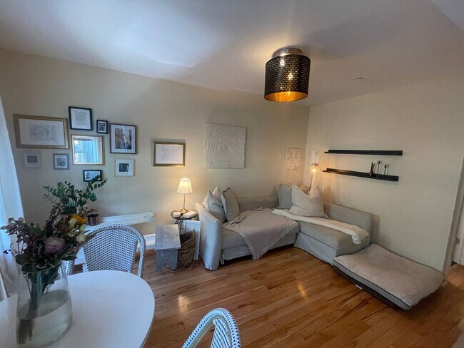 Foto del edificio - 4444 Cresson St