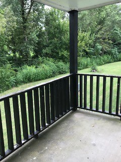 Foto del edificio - 329 Lake Meadows Dr