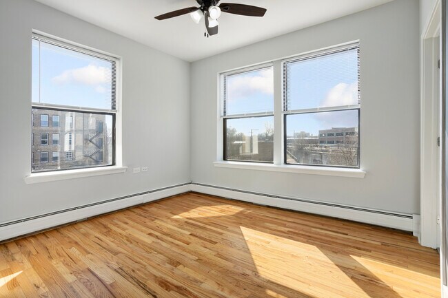 Foto del edificio - 1625 W Howard St
