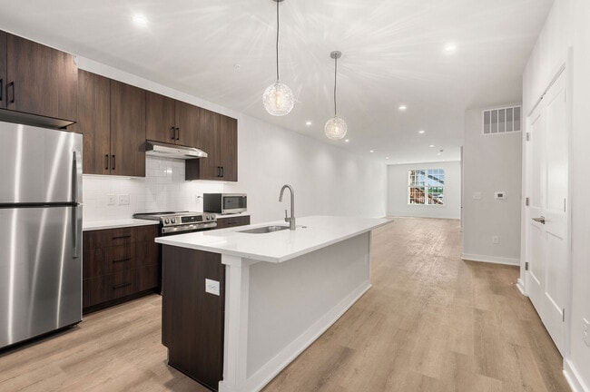 Building Photo - Milliner Lofts
