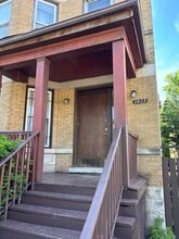 Building Photo - 2823 E 77th St