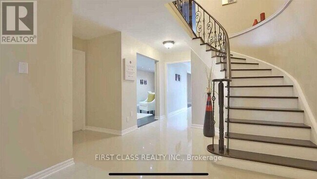 Photo du bâtiment - 659 Thamesford Terrace