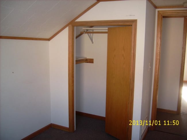 Building Photo - 1XX Paul Ave S