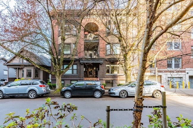 Building Photo - Lismore