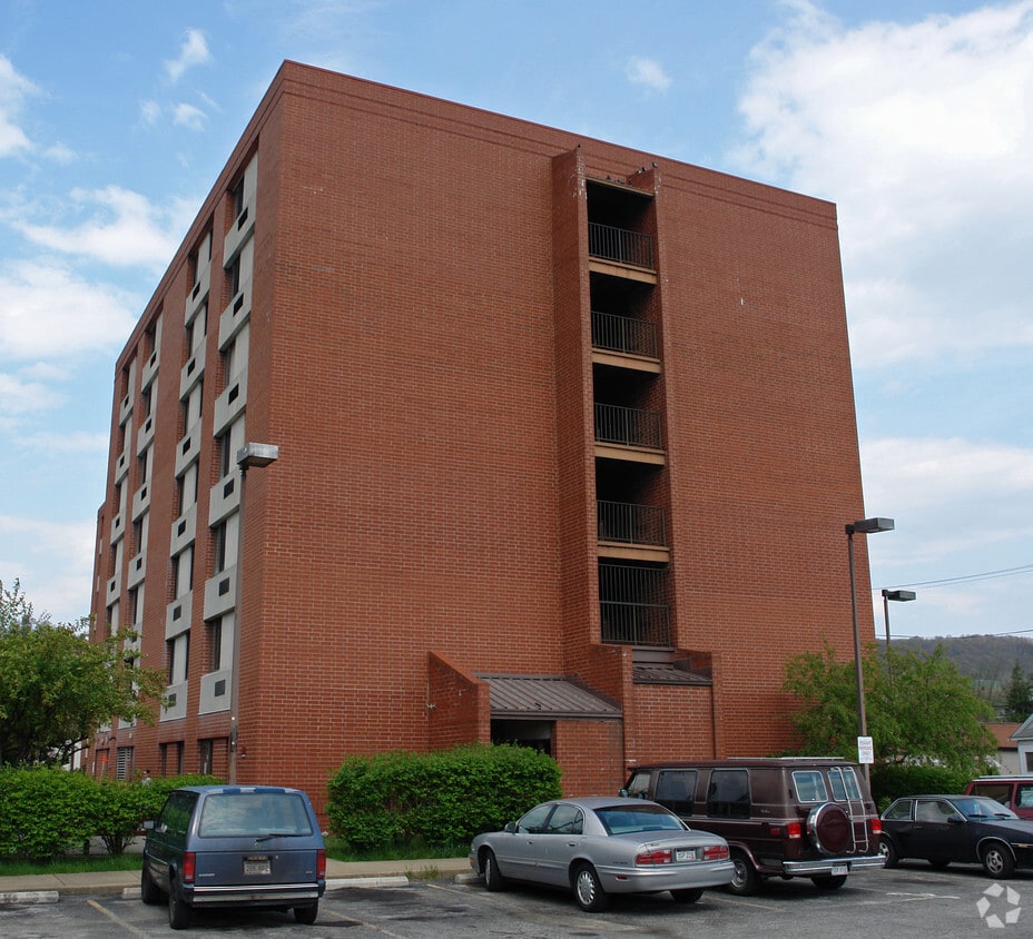 Building Photo - Jacob Arbors