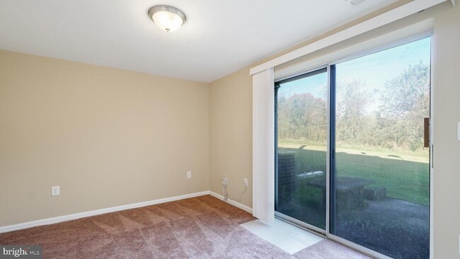 Building Photo - 24 Garrison Ridge Ct