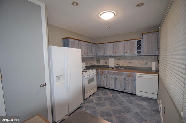 Building Photo - 7429 McWhorter Pl