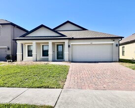 Building Photo - 1385 Fuji Dr