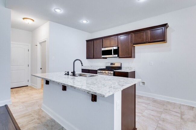 Building Photo - Available FOR RENT in Youngsville!