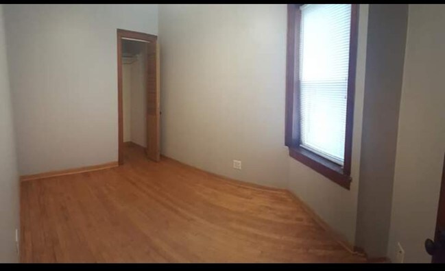 Building Photo - 3017 N Gresham Ave