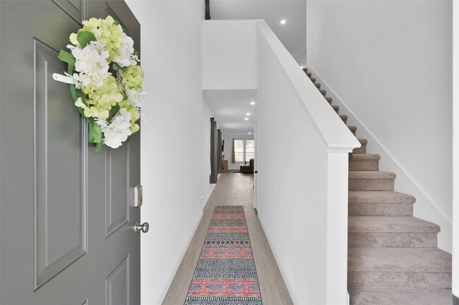 Building Photo - 10917 Fly Catcher Dr