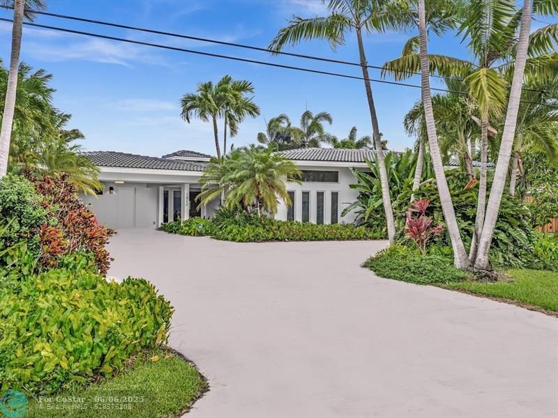 Foto principal - 1640 NE 43rd St