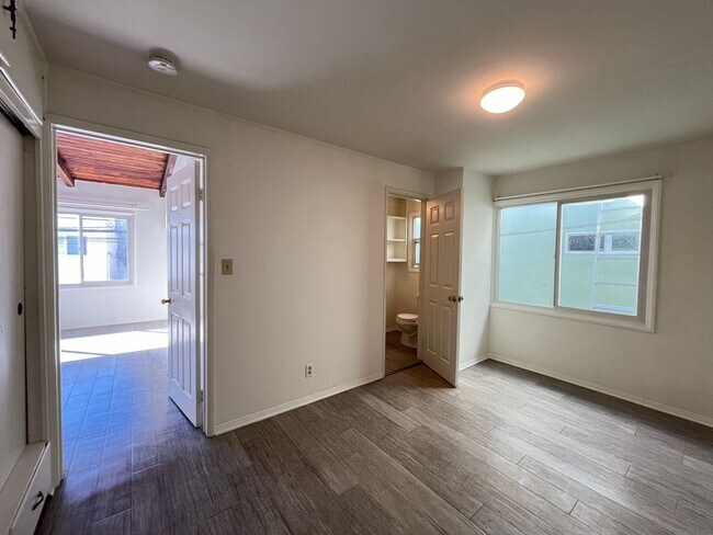 Building Photo - 1424 Ocean Avenue