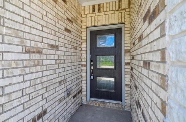 Building Photo - 602 Ellwood Terrace Ln