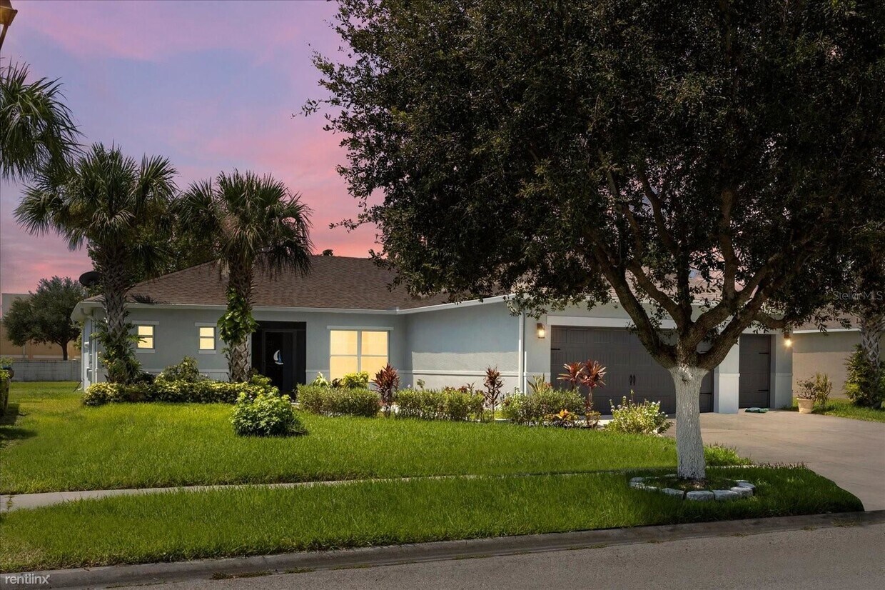 Foto principal - 3 br, 2 bath House - 3512 Yacht Club Court