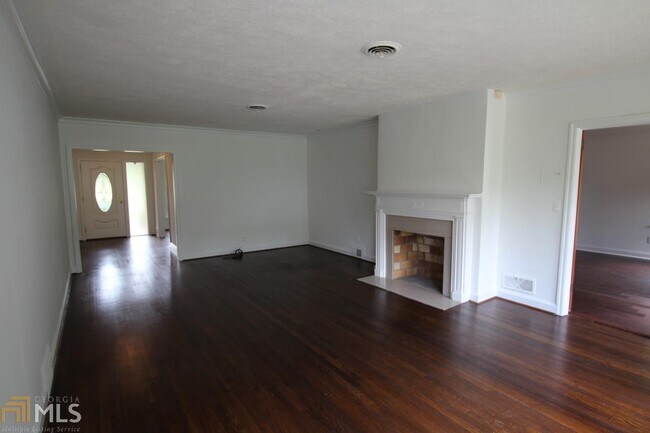 Foto del edificio - 3844 Wieuca Rd NE
