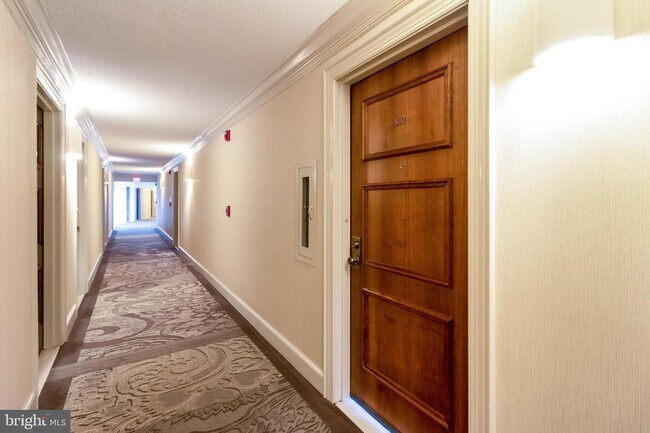 Foto del edificio - 3101 New Mexico Ave NW