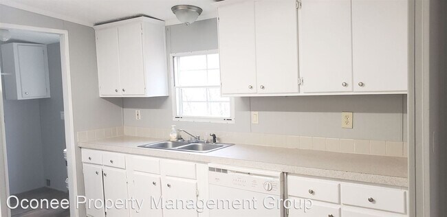 Foto del edificio - 4 br, 2 bath House - 105 Little River Court S