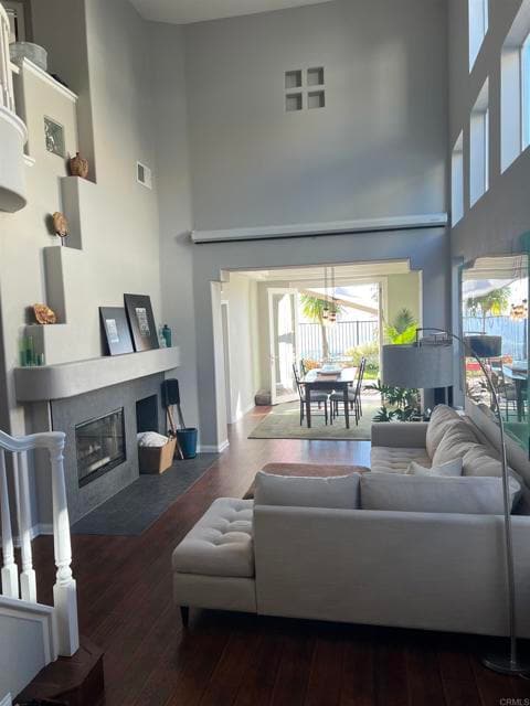 Foto del edificio - 1969 Woodland Heights Glen